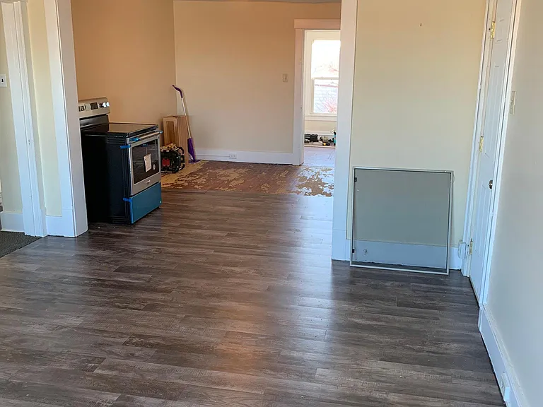 100 S Minnesota St #6 — Photo 10