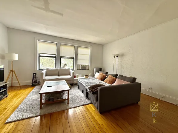 126 Babcock St, Brookline, MA