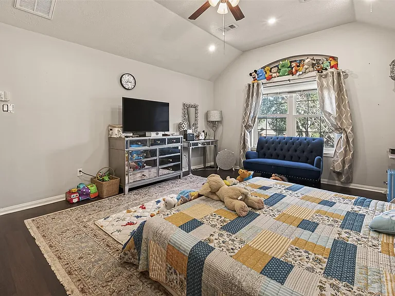 3611 Stacy Park Cir — Photo 32