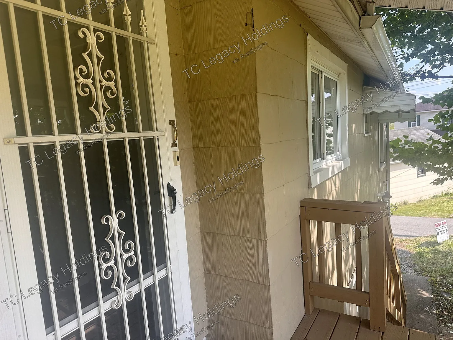 2 bed, 1.0 bath, 850 sqft, $1,200 — Photo 4