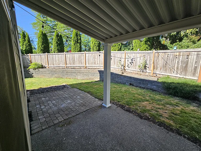 1631 241st St SW — Photo 8