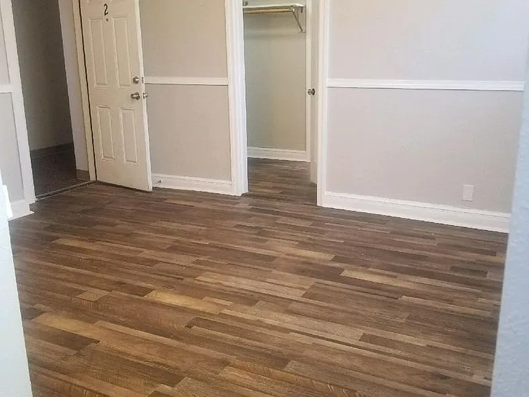 83 N 100 W — Photo 9