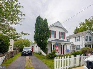 37 4th St, Laurel, MD 20707