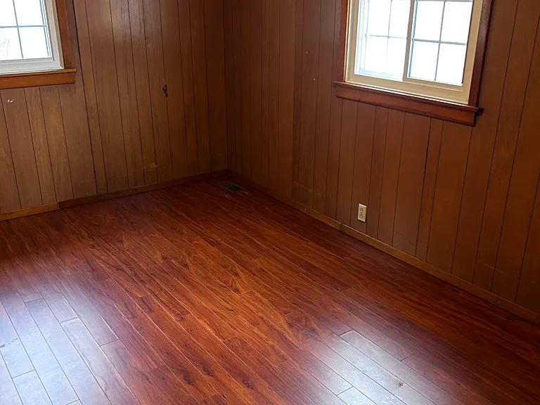 110 Chestnut St — Photo 2