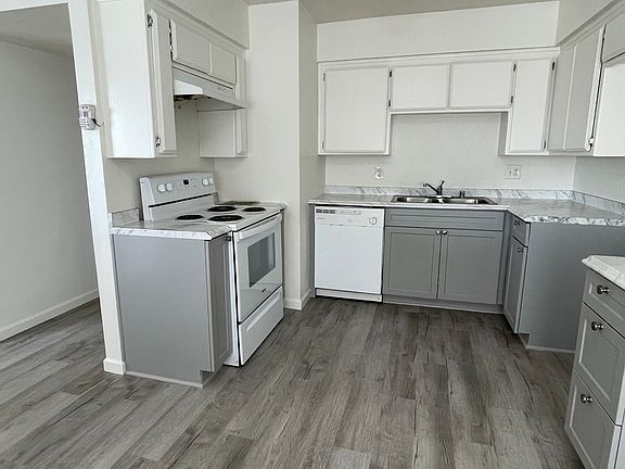 4th image of 6516 Mohawk St #D