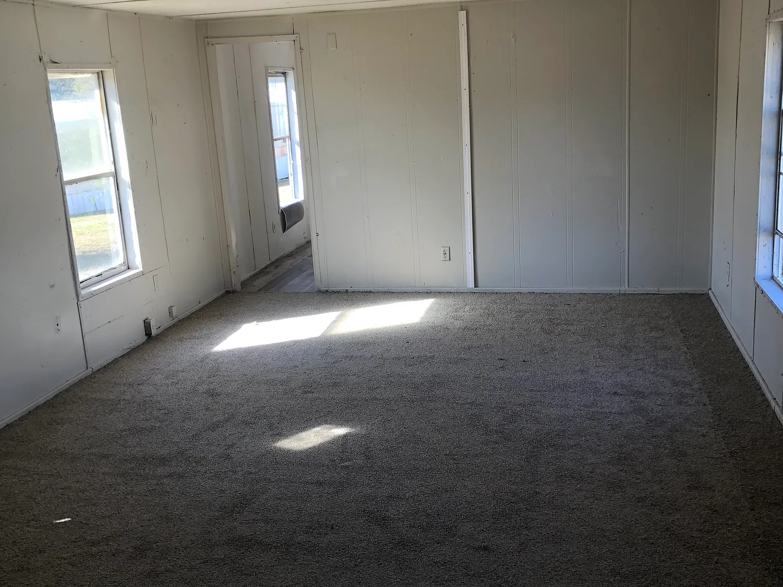 2 bed, 1000 sqft, $1,150 — Photo 3