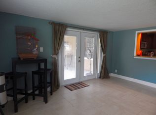11402 Country Oaks Dr, Tampa, FL 33618