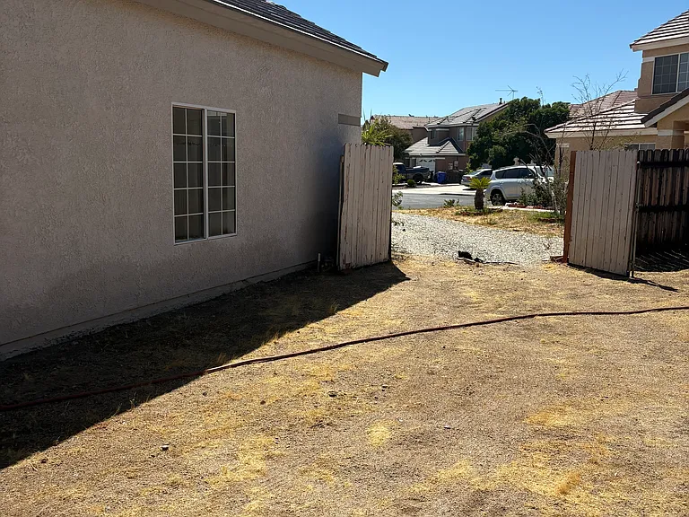 13984 Tom Ct — Photo 5