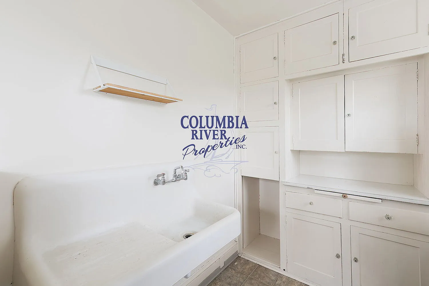 Grandview Apartments — Photo 2
