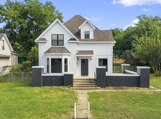 114 E Vinita Ave, Sulphur, OK 73086