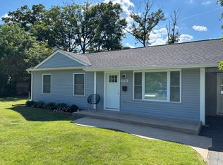6710 Amlong Ave, Alexandria, VA 22306