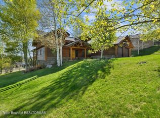 735 Rodeo Dr, Jackson, WY 83001