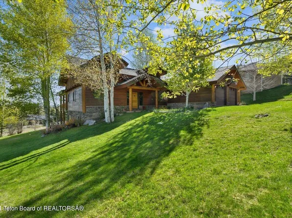 735 Rodeo Dr, Jackson, WY 83001