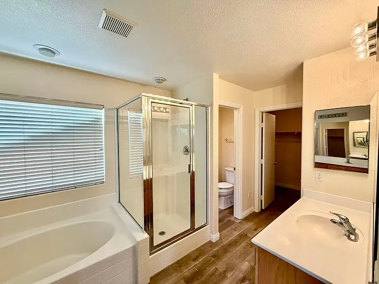 9137 Wine Cellar Ave — Photo 18