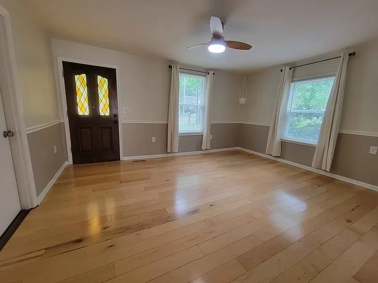 210 Peachtree St — Photo 18