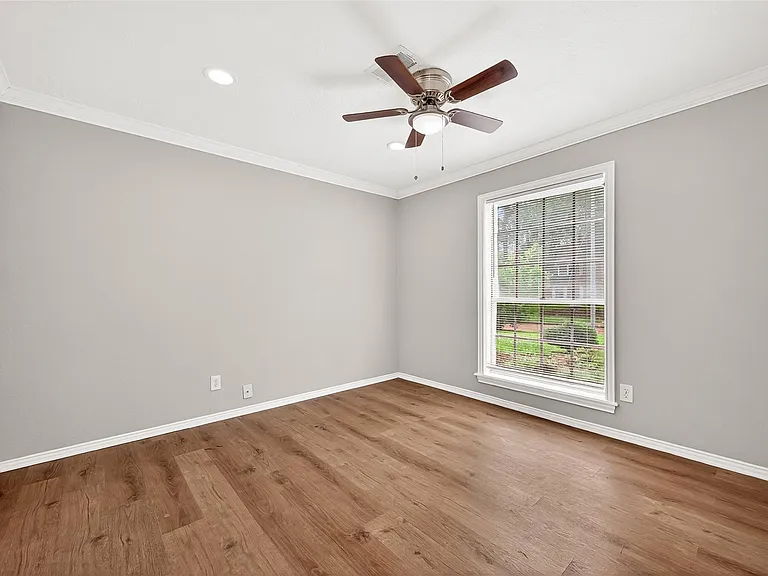4230 Annawood Cir — Photo 34