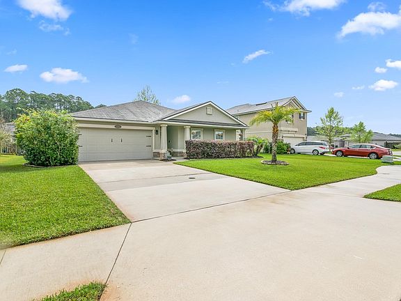 2nd image of 124 Old Field Ln