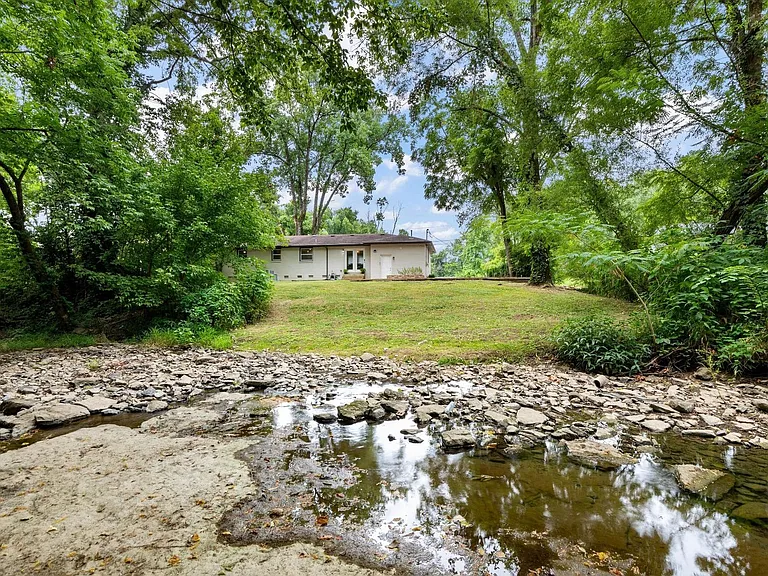 5017 Suter Dr — Photo 9