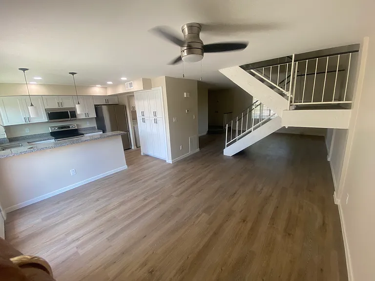 1508 E Coronado Dr — Photo 3