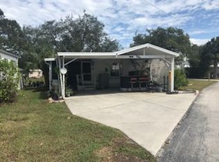 9442 Gray Fox Dr, Weeki Wachee, FL 34613