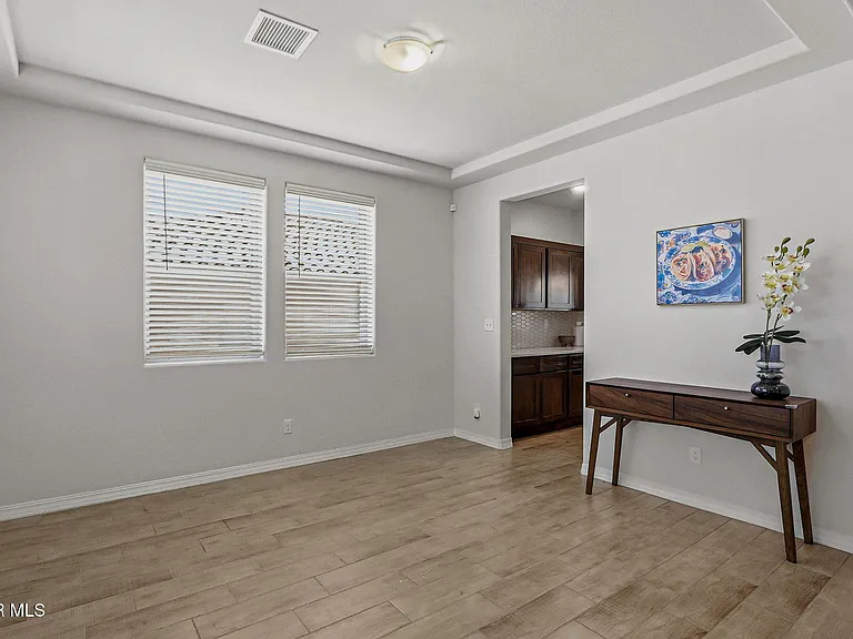 7509 Enchanted Park Dr — Photo 7