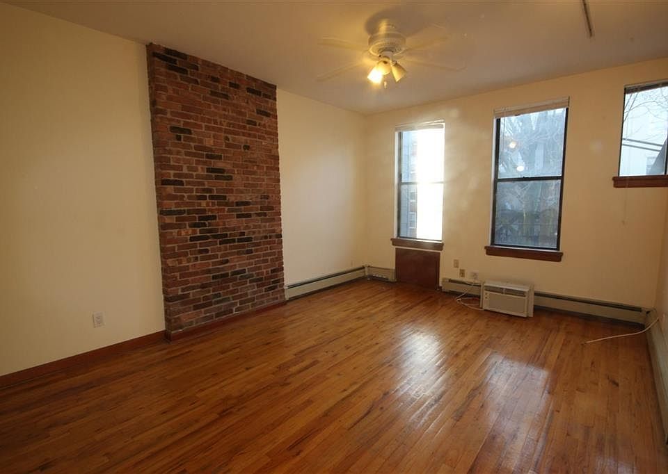 1st image of 112 Jefferson St APT 2S