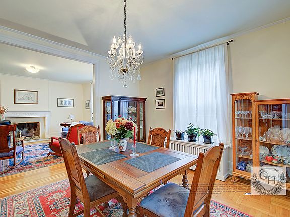 3rd image of 34-38 81st St APT 32