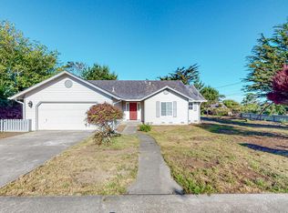 1680 Ocean Dr, McKinleyville, CA 95519