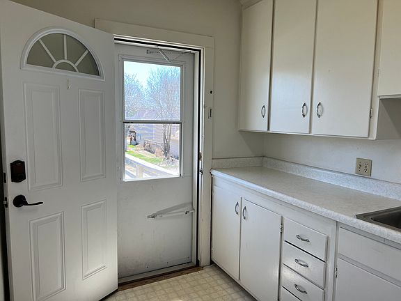 Entry-Inside_05192023
