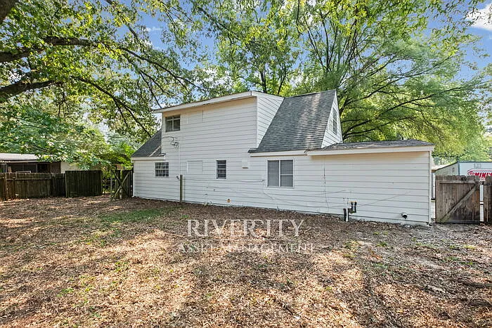 3256 Starsdale St — Photo 3