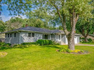 3335 Potter Rd, Eau Claire, WI 54703