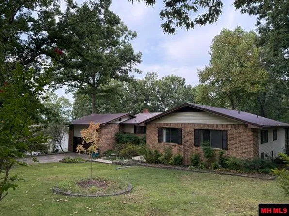 104 White Heron Cir, Bull Shoals, AR 72619