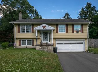 12 Elmwood Ln, Painted Post, NY 14870