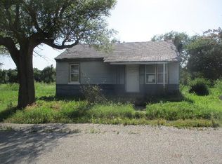 624 S 8th St, Enid, OK 73701