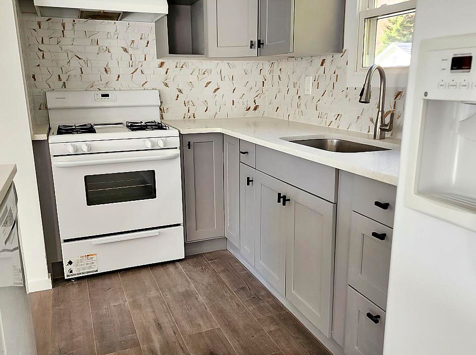 703 Fresh Pond Ave Calverton, NY, 11933 Apartments for Rent Zillow