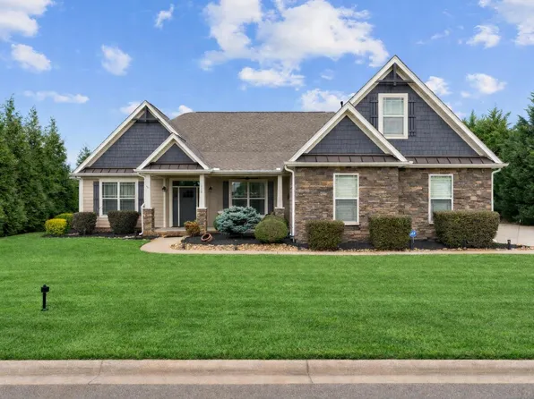 112 Providence Point Ln, Wellford, SC 29385