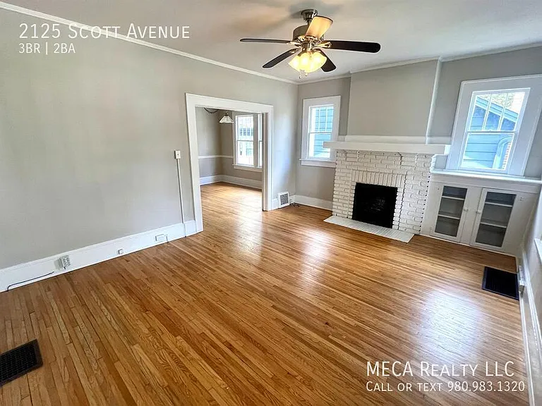 2125 Scott Ave — Photo 8