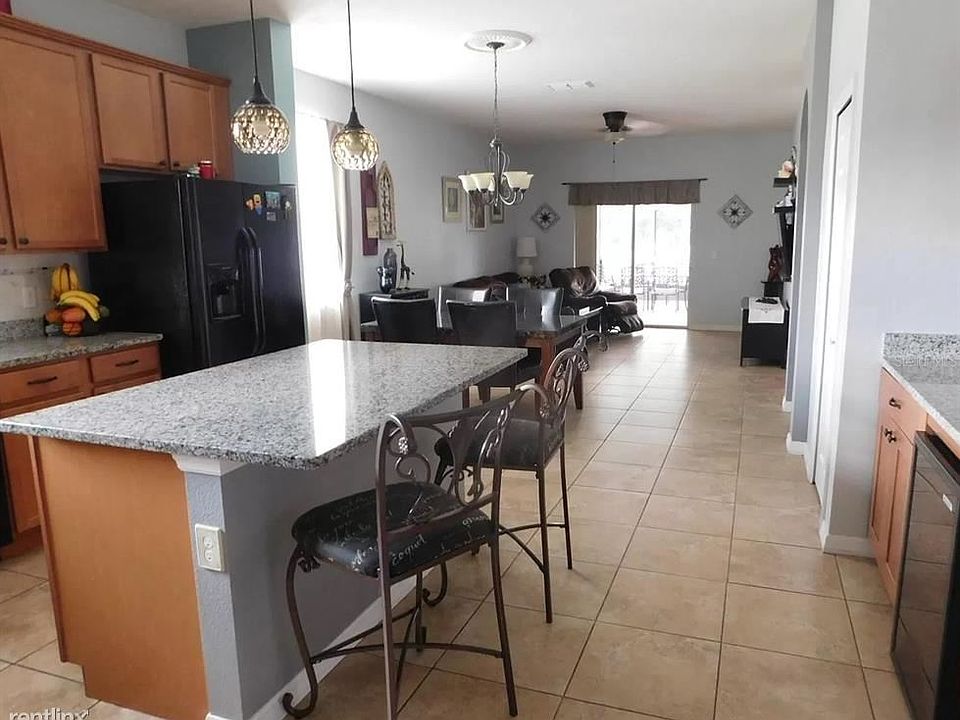 1st image of 3026 Cameron Dr