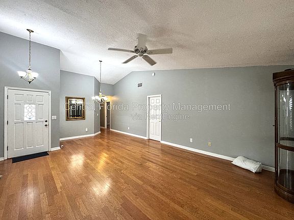 5th image of 2939 Hanover Ct