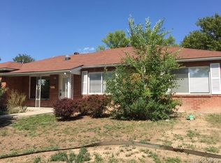 902 Racine St, Aurora, CO 80011