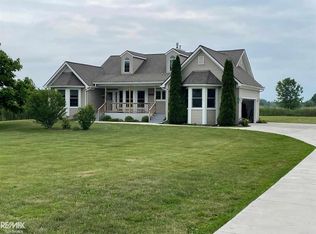 7651 Shea Rd, Fair Haven, MI 48023