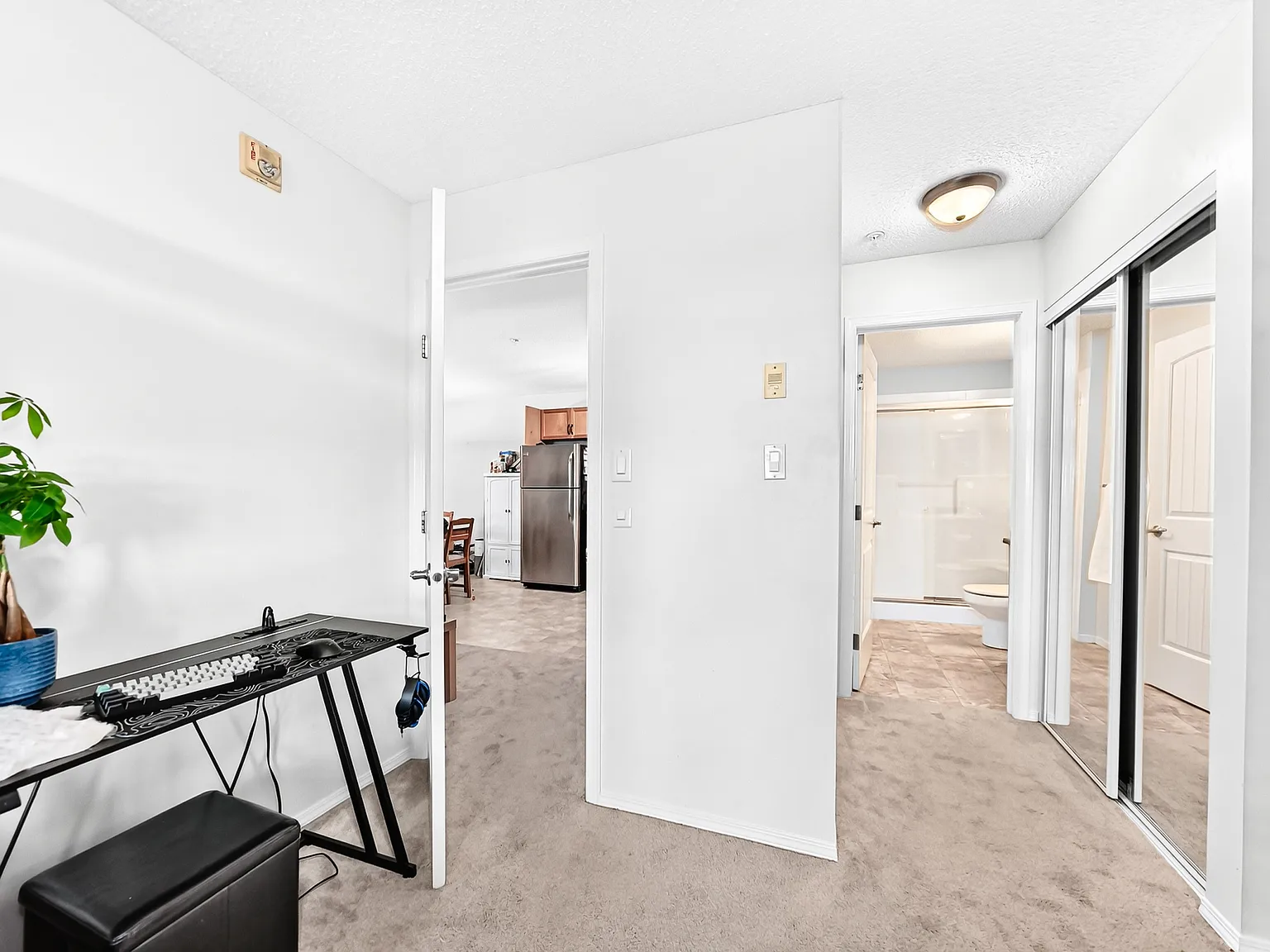 2 bed, 925 sqft, $1,550 — Photo 4