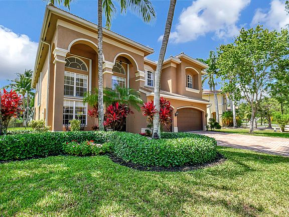 2nd image of 10749 Castle Oak Drive