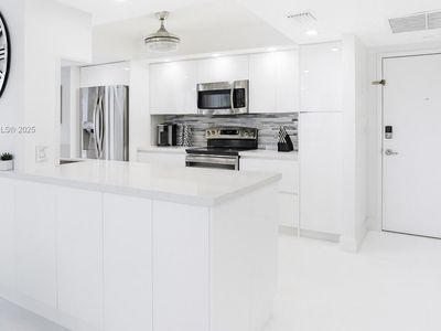 2017 S Ocean Dr APT 1510, Hallandale, FL, 33009