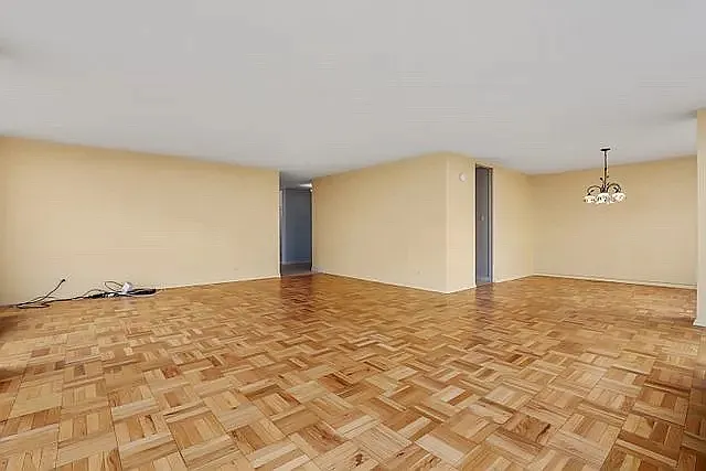 601 E 32nd St #1111 — Photo 2