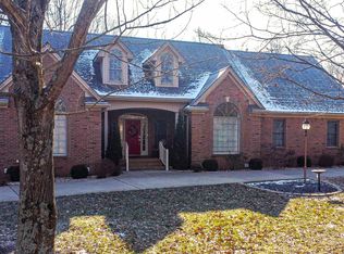 15 Timber Ridge Dr, Paducah, KY 42001