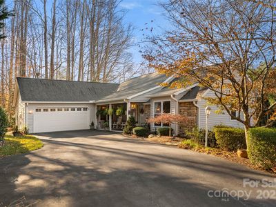 58 Saint Andrews Dr, Etowah, NC, 28729