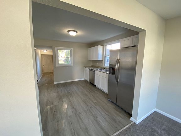 4th image of 115 N 5th St