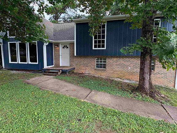 2nd image of 324 Willow Glen Ct