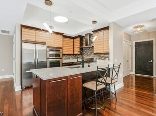 40 Park Ave #204, Morristown, NJ 07960
